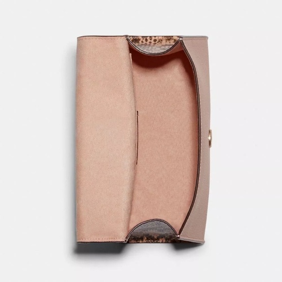 Coach Pepper Satchel • (Shell Pink) • (Handbag or Crossbody Bag) • (Like New) - Picture 9 of 11